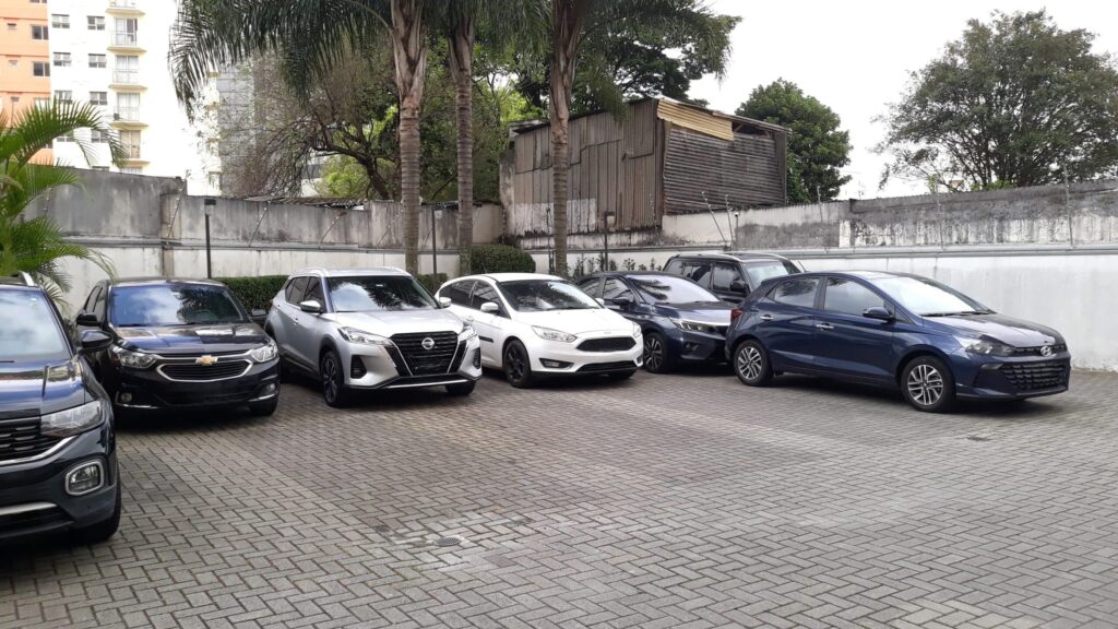 Estacionamento-02-scaled.jpg